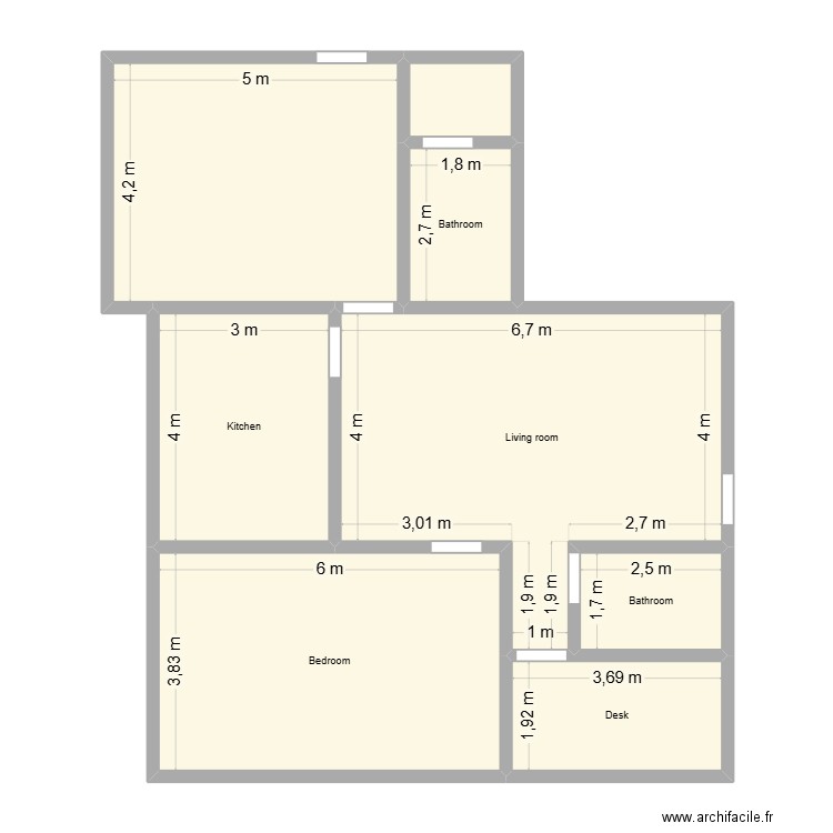 Osss. Plan de 8 pièces et 103 m2