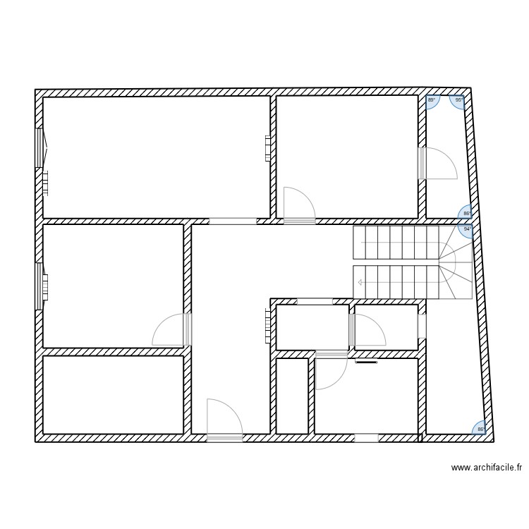 PLANS GU. Plan de 9 pièces et 83 m2