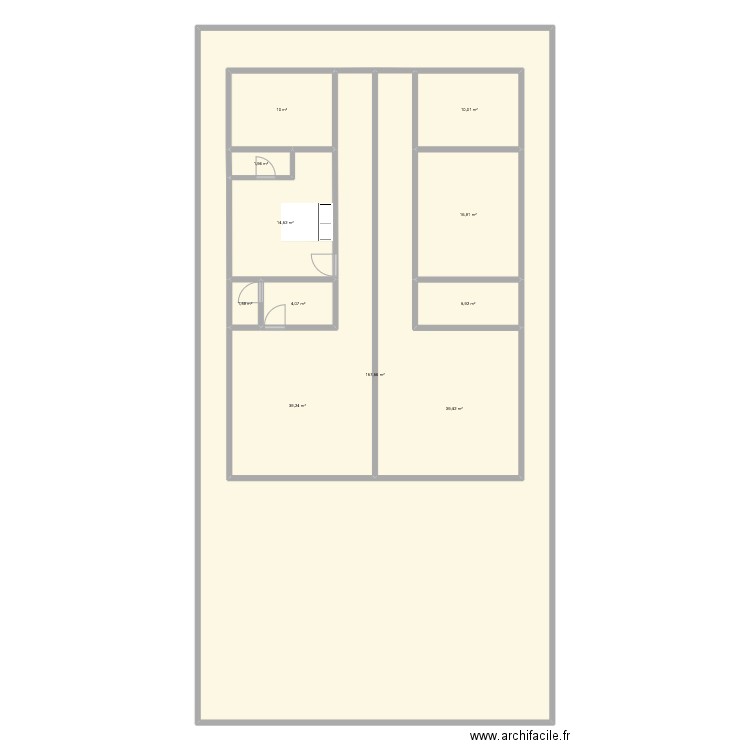 Celibat. Plan de 11 pièces et 461 m2