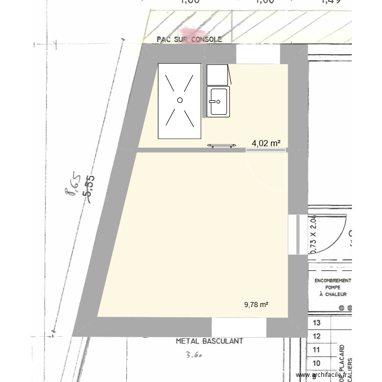 V2 RDC. Plan de 3 pièces et 28 m2