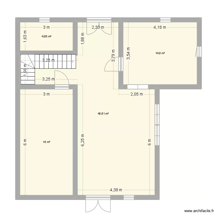 rdc. Plan de 4  et 78 m²
