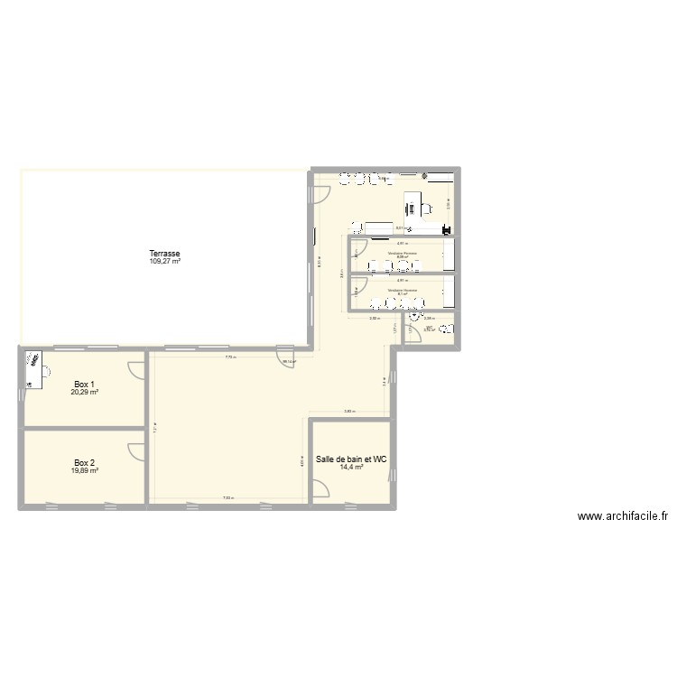 Projet. Plan de 8 pièces et 283 m2