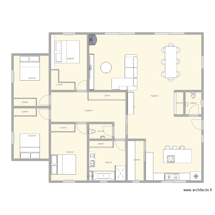 155.95 m². Plan de 18 pièces et 156 m2