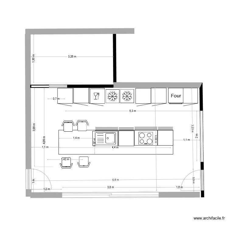 cuisine avec ilot fonctionnel. Plan de 