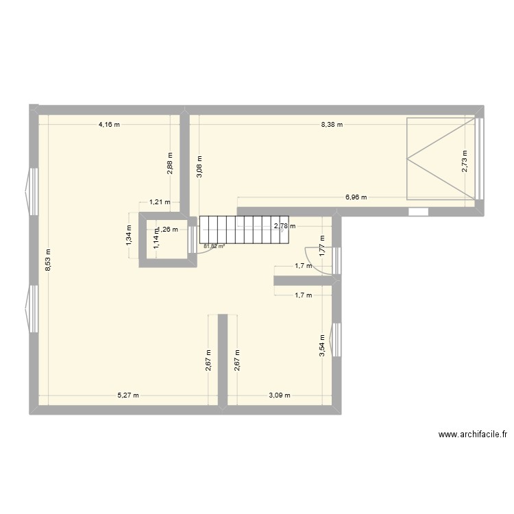 argeles. Plan de 1 pièce et 82 m2