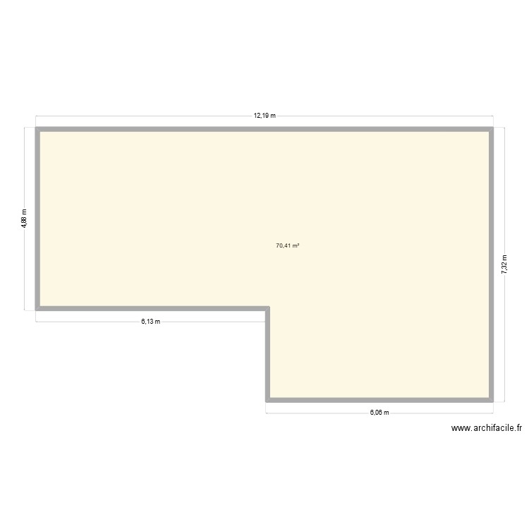 3 container  (2*40/1*20). Plan de 1 pièce et 70 m2