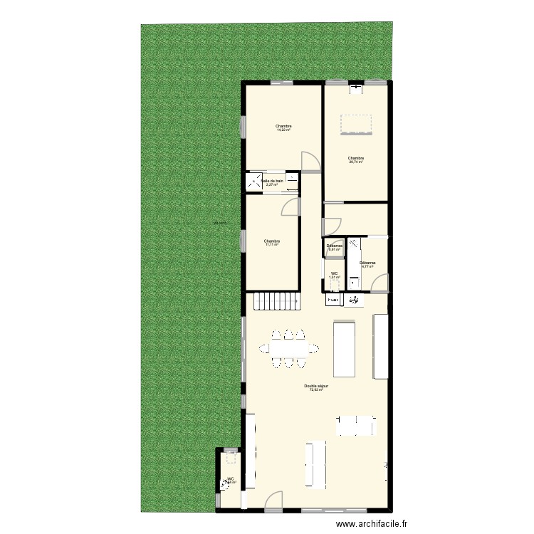 PLAN DE MASSE. Plan de 9 pièces et 130 m2