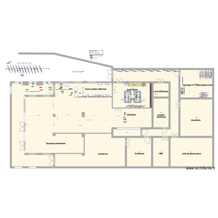 magasin V02/07. Plan de 12 pièces et 718 m2