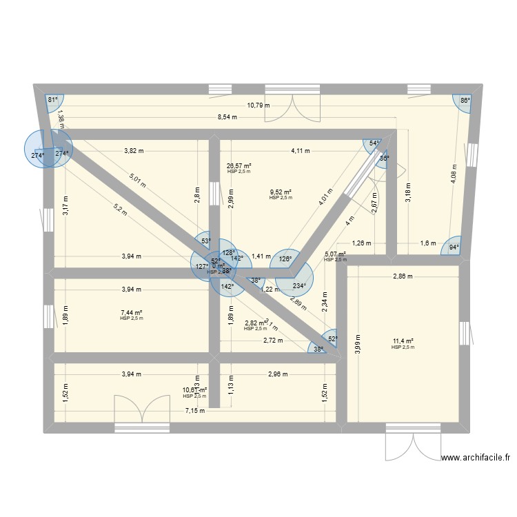 ggg. Plan de 8 pièces et 73 m2
