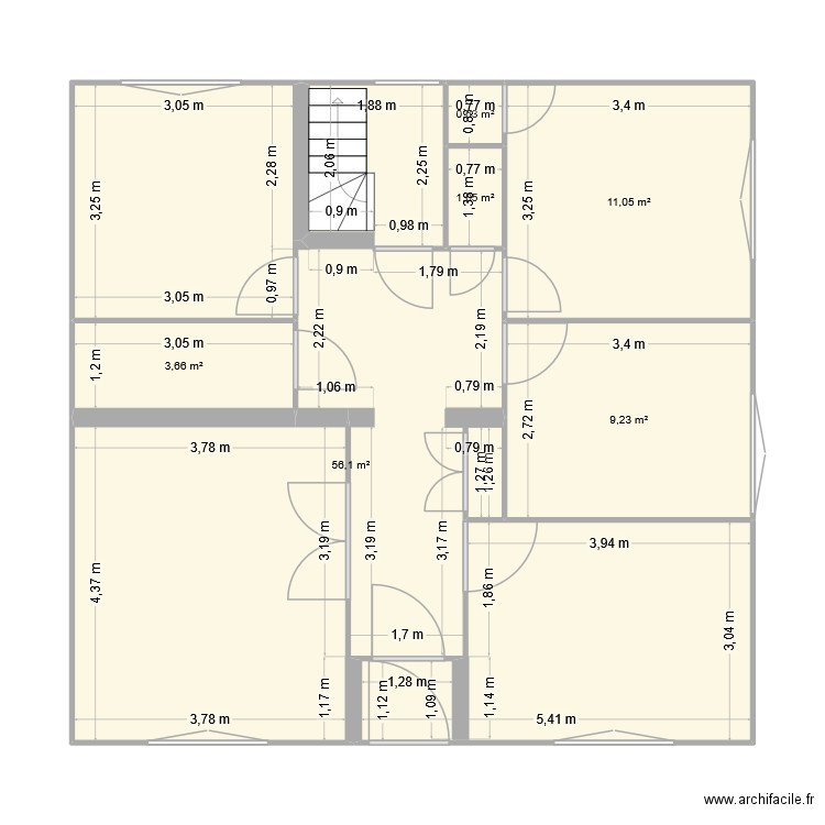 Plan maison. Plan de 6 pièces et 82 m2