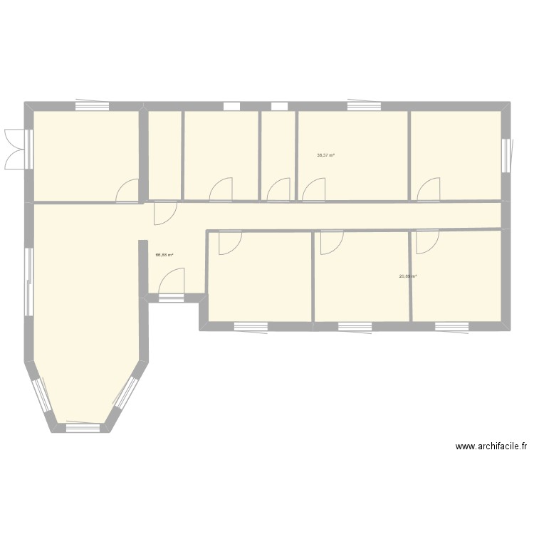 SAUVE R+1. Plan de 3 pièces et 126 m2