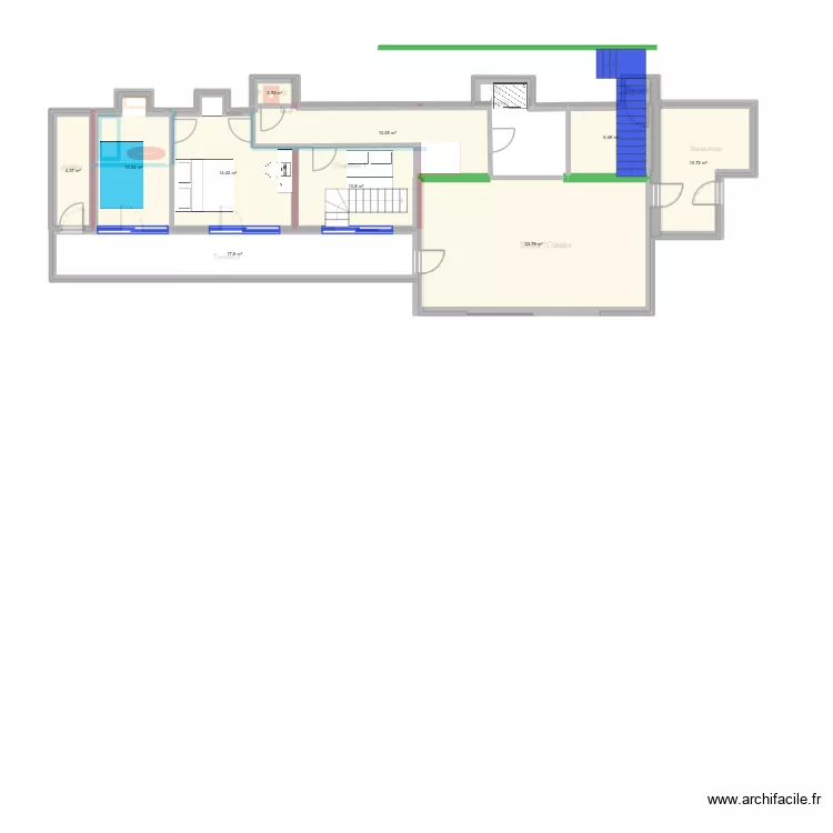 rdj les issambres. Plan de 10  et 121 m²