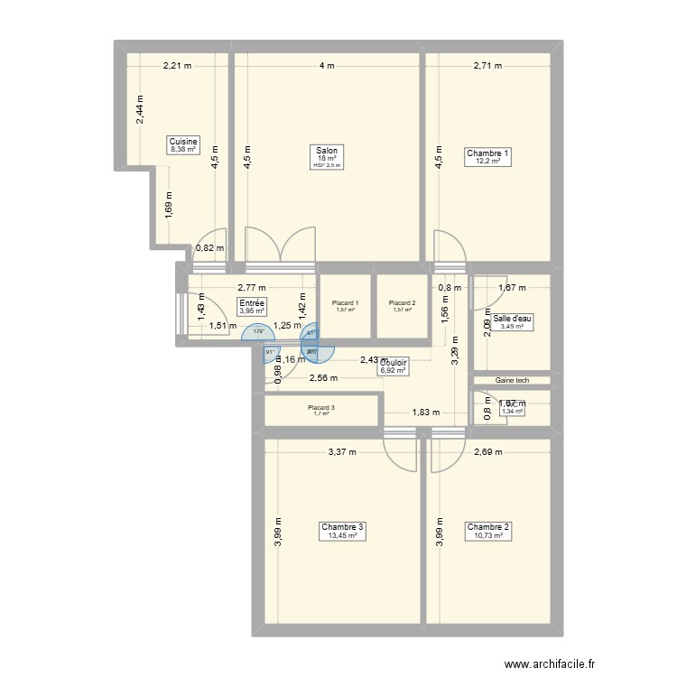 Trvx. Plan de 13 pièces et 84 m2