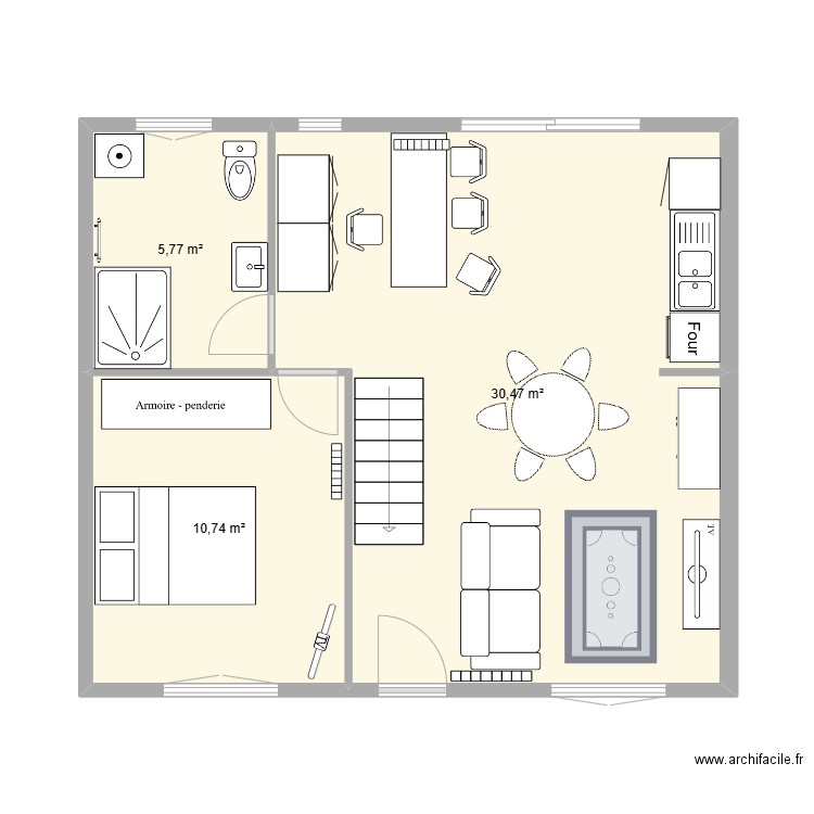 RDC CAROUAL. Plan de 3 pièces et 47 m2