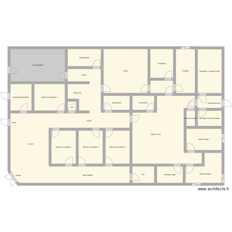 Clinique. Plan de 31 pièces et 322 m2