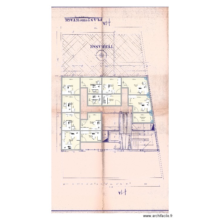 7 eme etage. Plan de 13 pièces et 82 m2