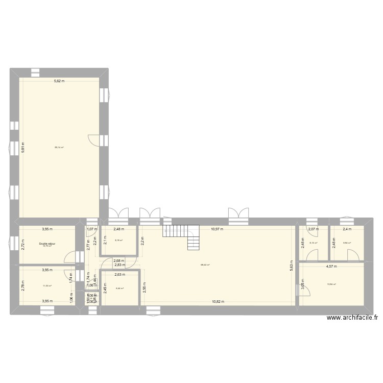03- essay. Plan de 17 pièces et 413 m2