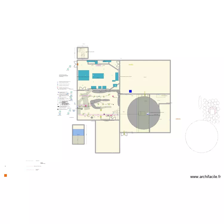 Vendee KRD. Plan de 12  et 403 m²
