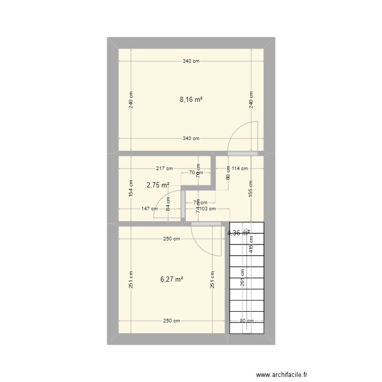 Aigues-mortes / N+1. Plan de 4 pièces et 22 m2