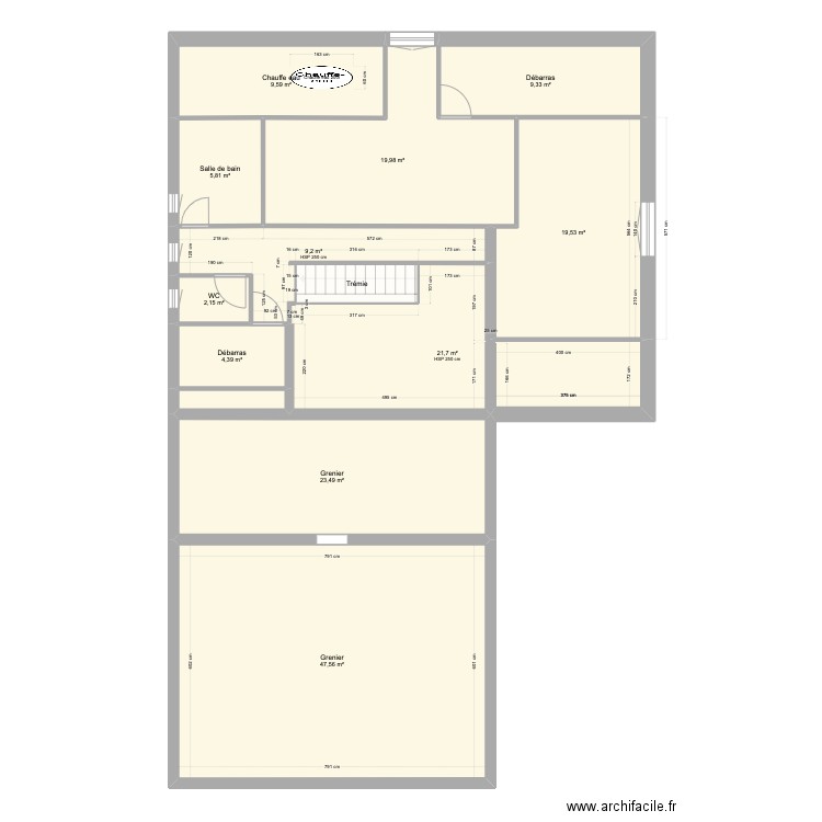 Maison tertraille RDC et 1er II. Plan de 25 pièces et 345 m2