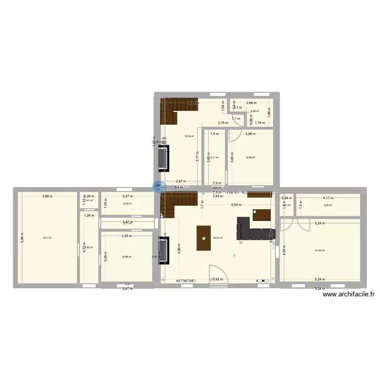 salon. Plan de 19 pièces et 162 m²