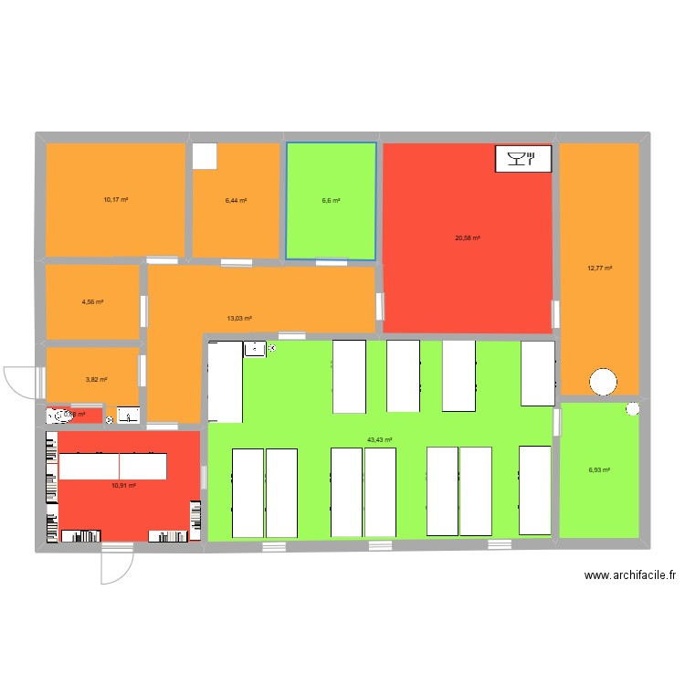 fromagerie. Plan de 12 pièces et 140 m2