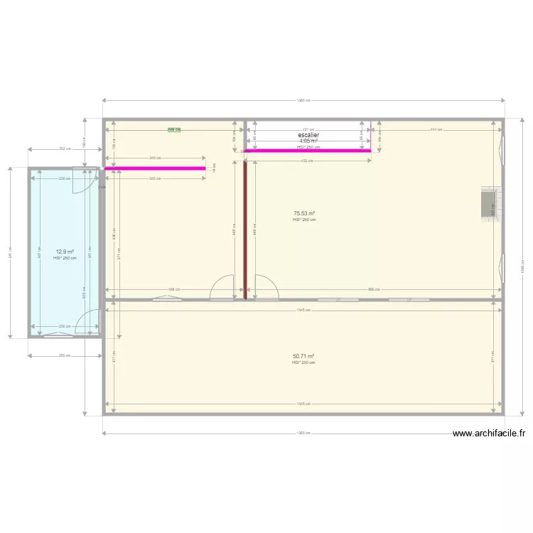 TRAVAILLAN rez de chausée. Plan de 4 et 143 m² TRAVAILLAN rez de chausée. Plan de 4 et 143 m²