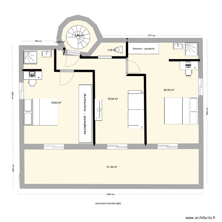 SURELEVATION. Plan de 7 pièces et 81 m2