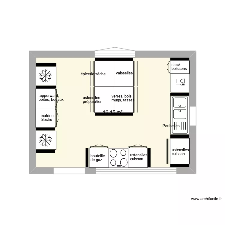Cuisine avec vitres. Plan de 1 pièce et 16 m²