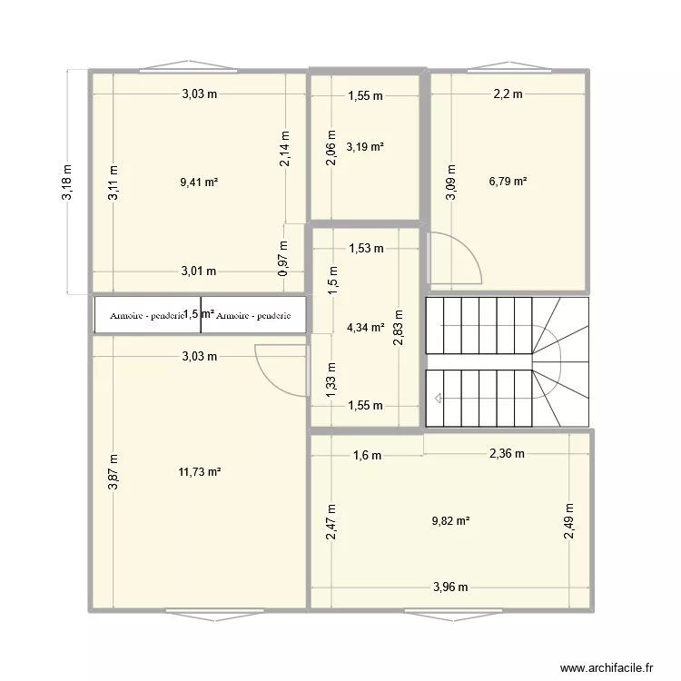 Etage maison. Plan de 7 et 47 m² Etage maison. Plan de 7 et 47 m²