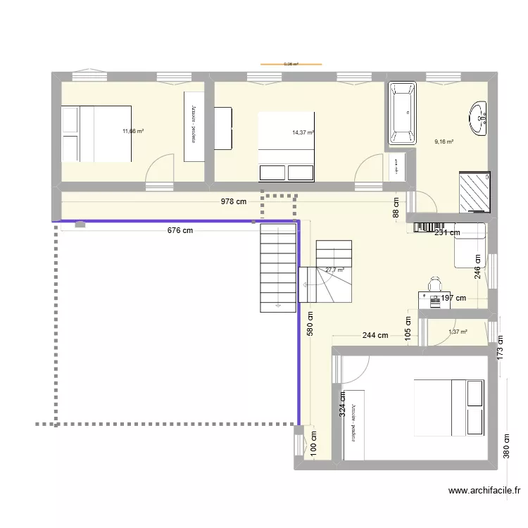 1 er etage reduit 177 m2 porte d'entr&eacute;e d&eacute;cal&eacute;e. Plan de 