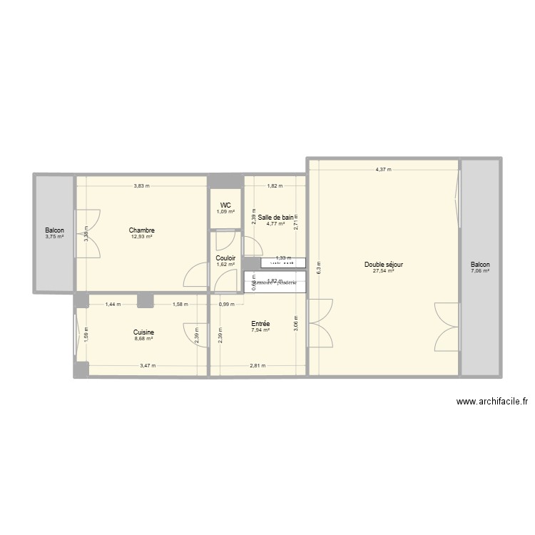 COUSSEDIERE. Plan de 14 pièces et 76 m2