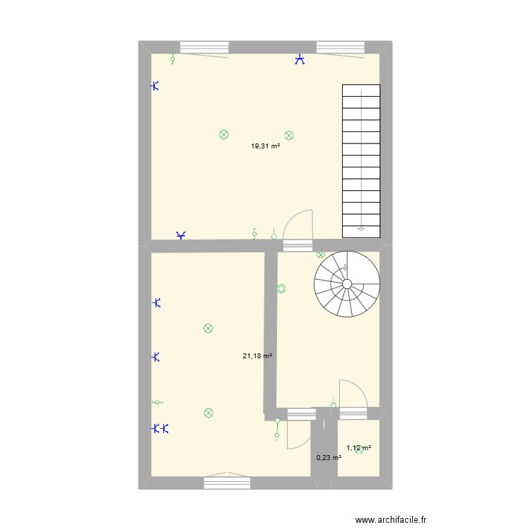 1 etage. Plan de 4 pièces et 42 m2