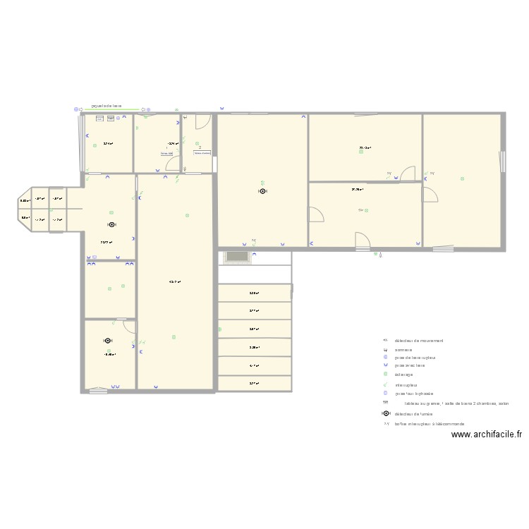 schéma électricité maison. Plan de 19 pièces et 242 m2