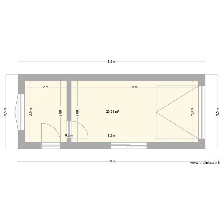 garage. Plan de 1 pièce et 23 m2