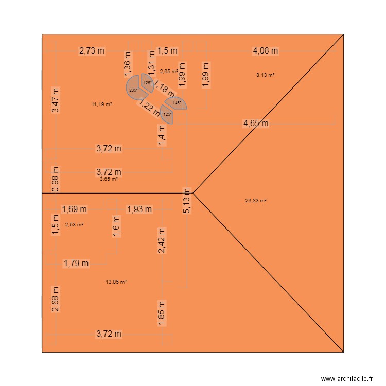 A VENDRE. Plan de 7 pièces et 65 m2
