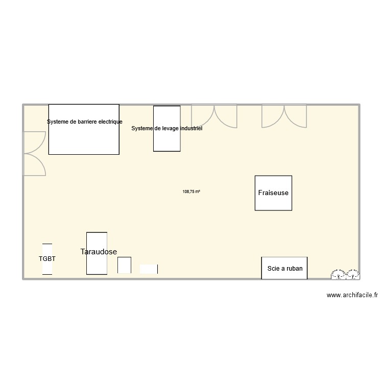 plan de positionnement des trois équipements dans l'espace atelier. Plan de 1 pièce et 109 m2