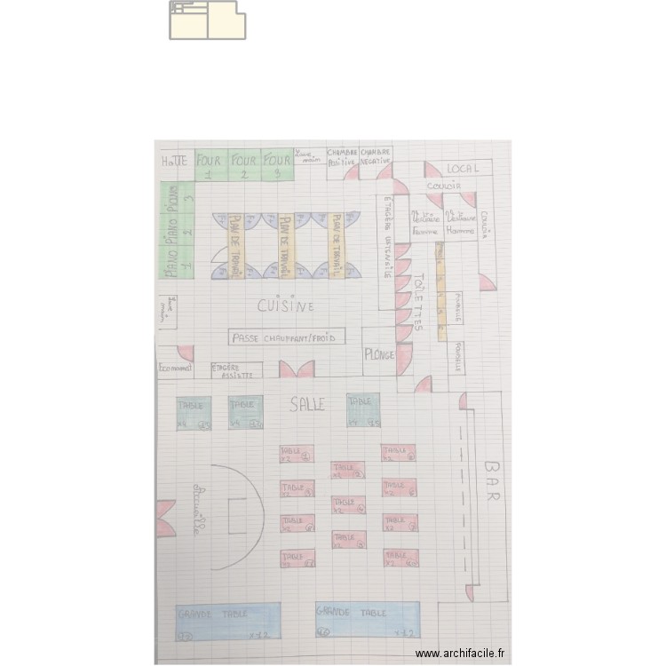 Restaurant 1. Plan de 8 pièces et 1688 m2