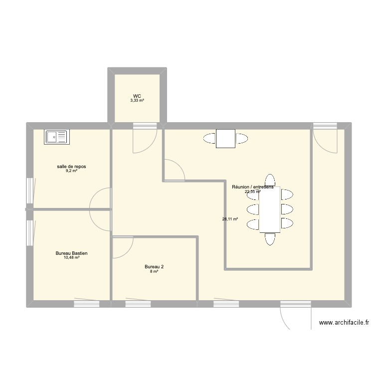 St Priest. Plan de 6 pièces et 81 m2