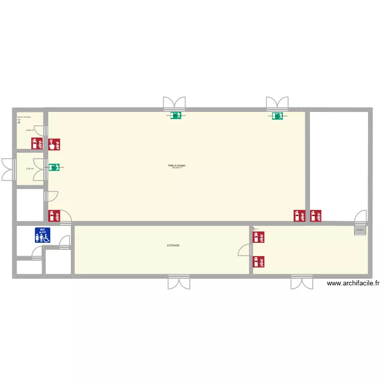 salle des fetes. Plan de 4  et 213 m²