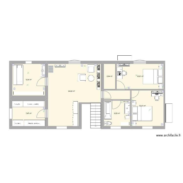 etage complet. Plan de 7 pièces et 73 m2