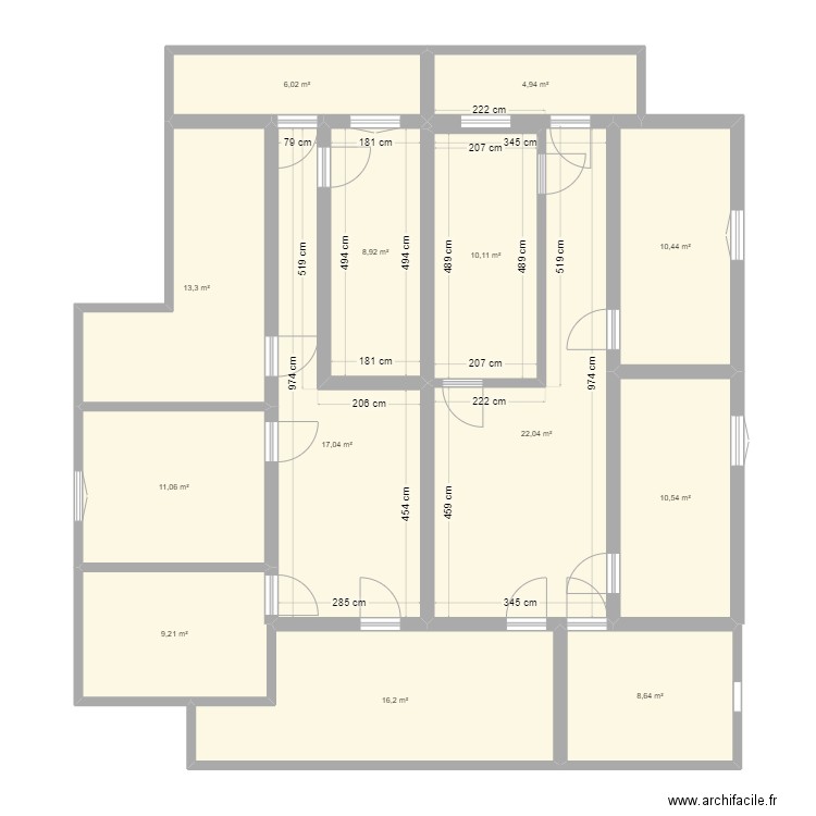 mam. Plan de 13 pièces et 148 m2