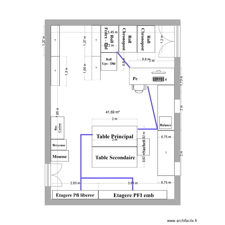 Exp Base. Plan de 1 pièce et 42 m2