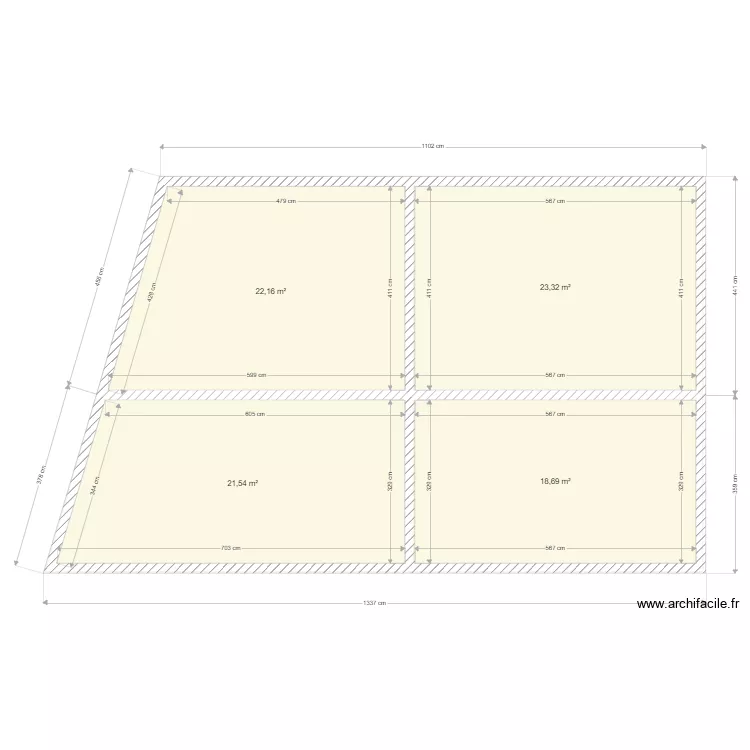 kermari. Plan de 14 pièces et 261 m²