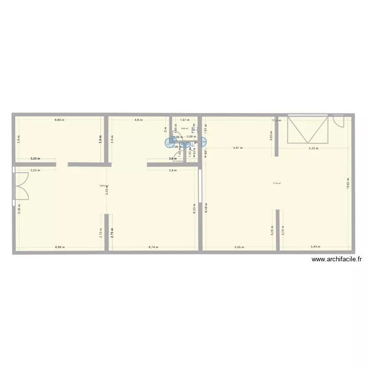 LOCAL D Isques. Plan de 3  et 245 m²