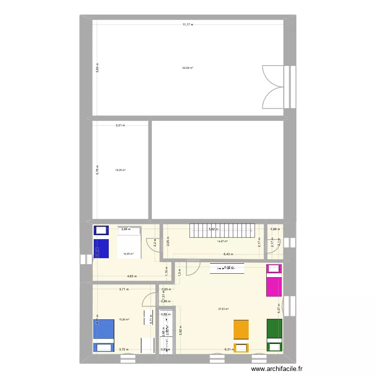 3 Place Eglise - Etage. Plan de 6 et 163 m² 3 Place Eglise - Etage. Plan de 6 et 163 m²