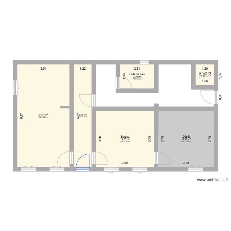 Dépôt avant modifications. Plan de 6 pièces et 67 m2