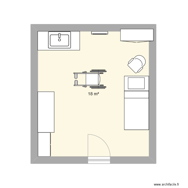 Aménagement du local pour personnes à mobilité réduite. Plan de 1 pièce et 18 m2