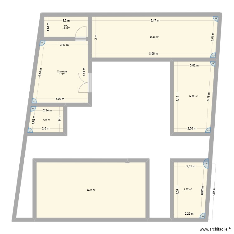 maison. Plan de 7 pièces et 109 m2