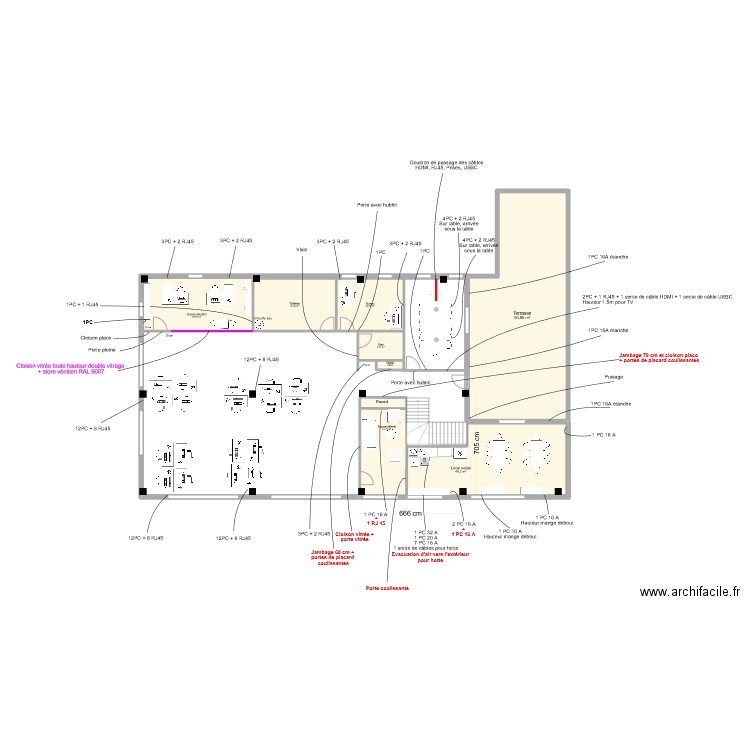 R+1 - V4. Plan de 9 pièces et 227 m2